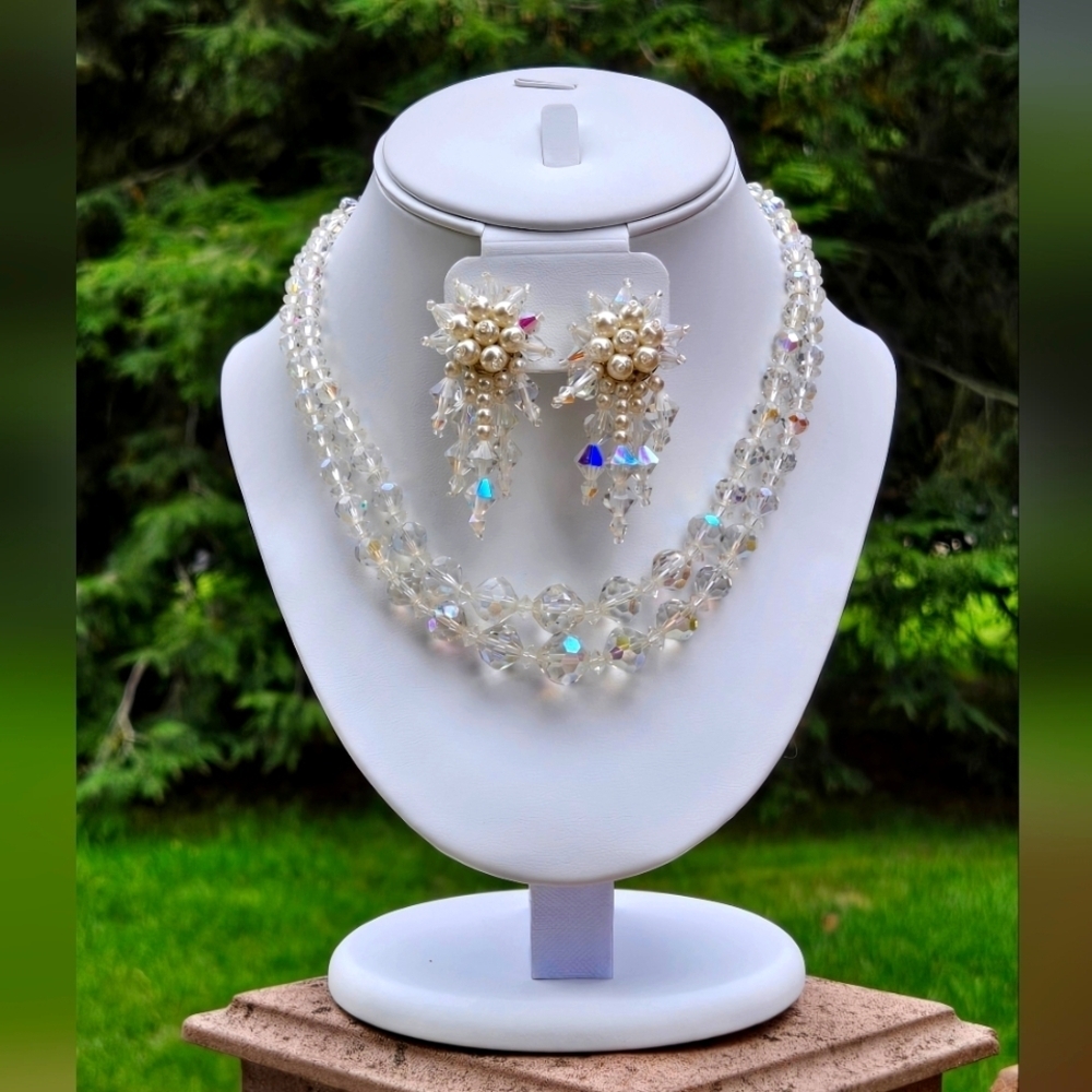 Vintage Crystal Necklace and Crystal Fuax Pearl Earrings Jewelry Set